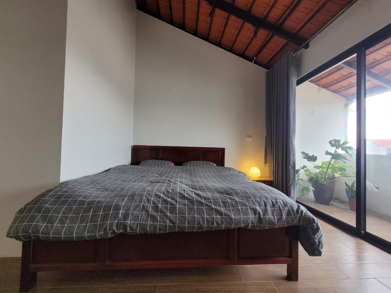 Noi Bai Flight Path Homestay Hanoi Buitenkant foto